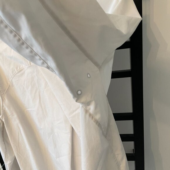 Lululemon Full Day Ahead Shirt - White (size 10) - Picture 6 of 6